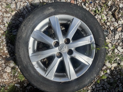 Toyota yaris inch - 15,
