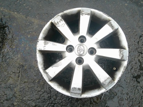 Toyota yaris alloy wheel rim - toyota,